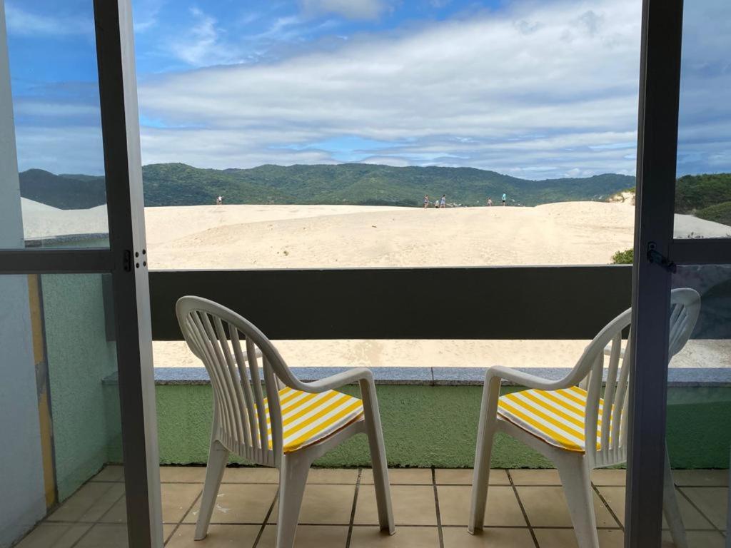 Pousada Das Dunas Via Praia Apart Hotel Флорианополис Номер фото